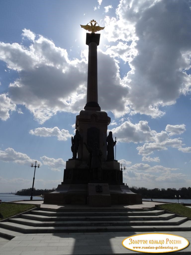 Памятник 1000-летию Ярославля. Ярославль